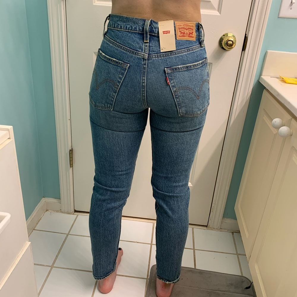 ♥︎ Levi’s 501 WEDGIE BUTTON FLY 24” NWT